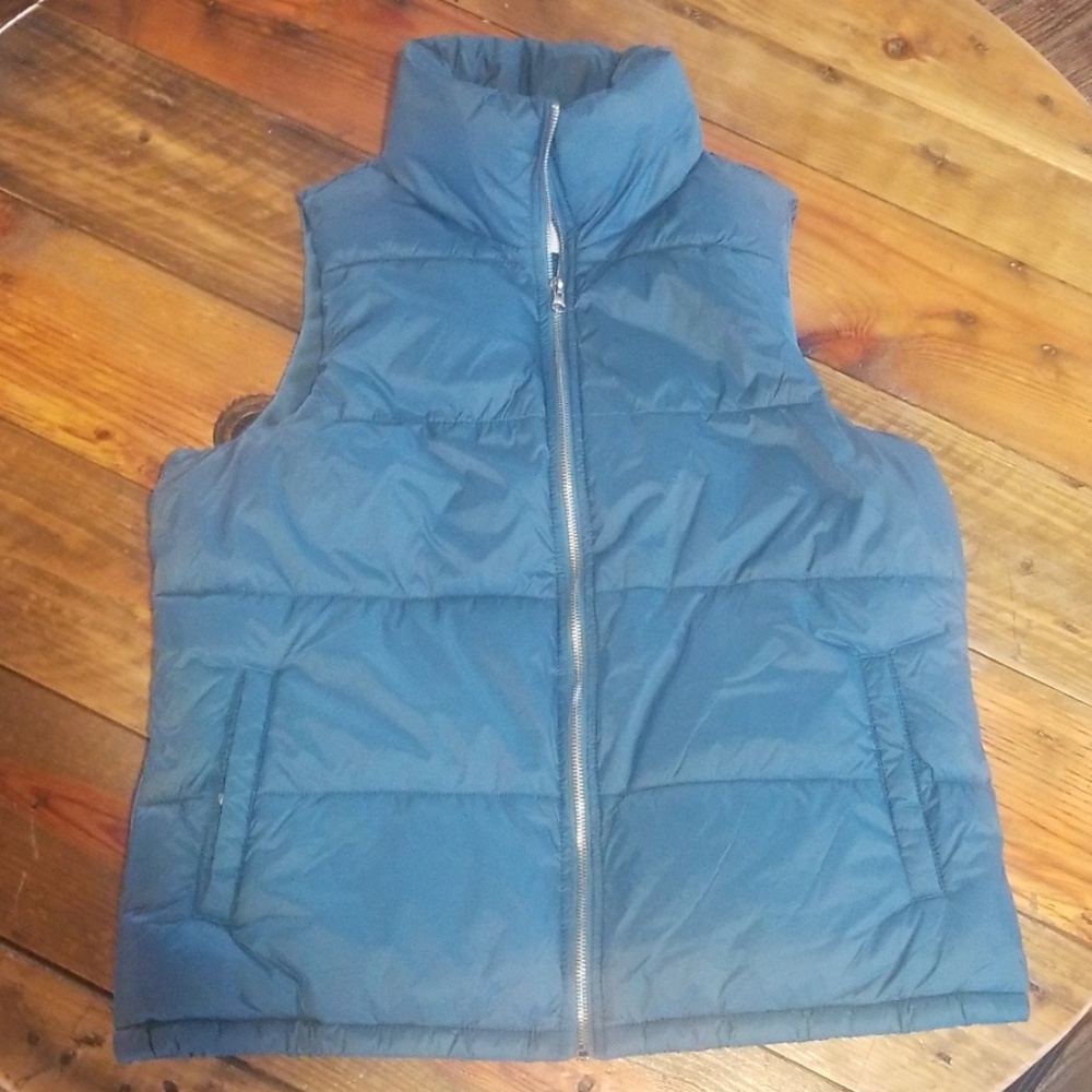 Fleece lined puffer vest